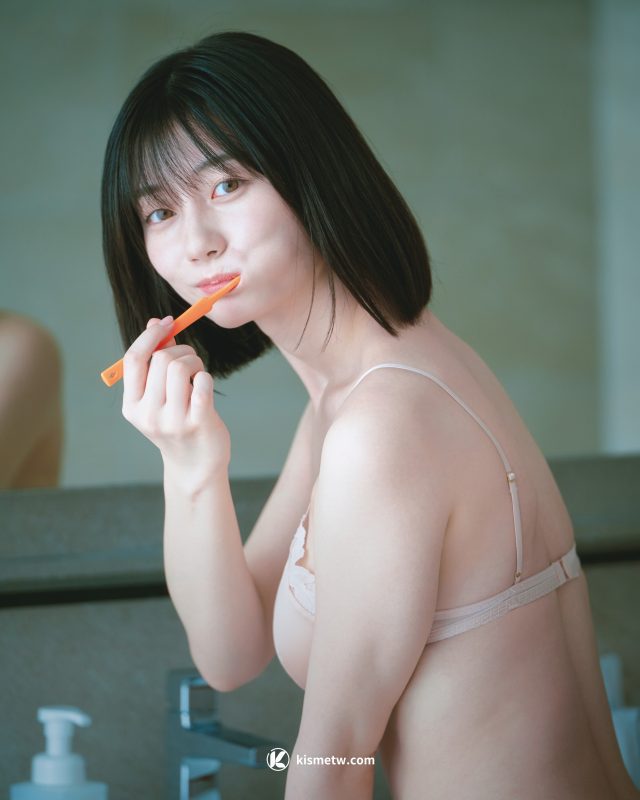 1000年難得一見的J罩杯天才瀬戸環奈新作 《emerald》寫真銷量飆升！未發售已再版 2