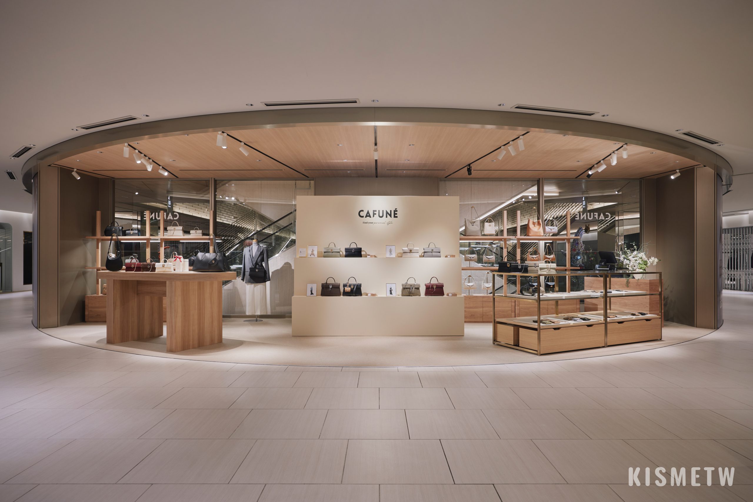 Cafuné 2025 初春系列揭幕：純淨白與寧靜灰藍讓新季更顯美感