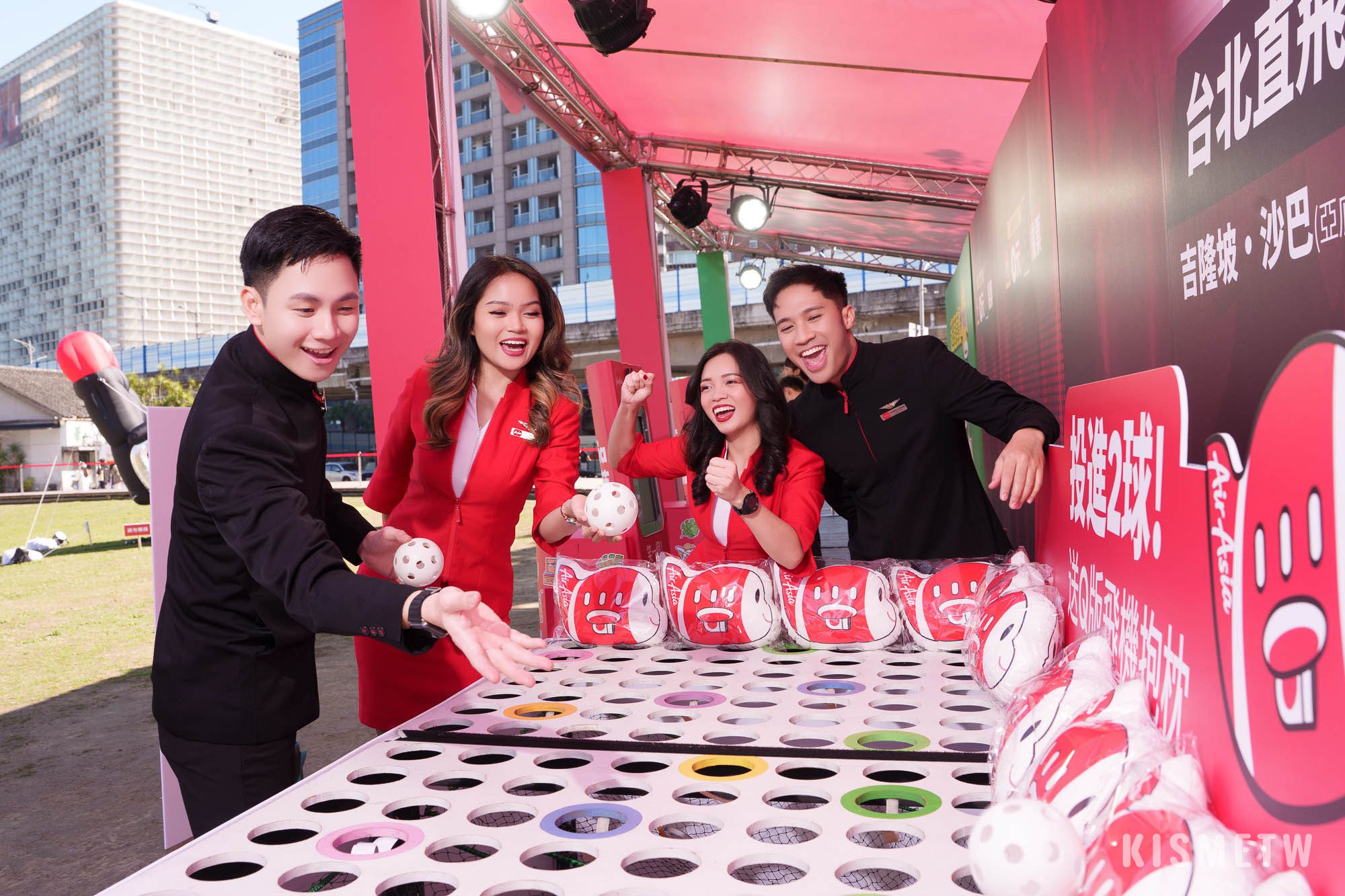 AirAsia 0 元機票嘉年華 14 張免費機票激盪您的旅遊夢 6 AirAsia 0 元機票嘉年華 14 張免費機票激盪您的旅遊夢2