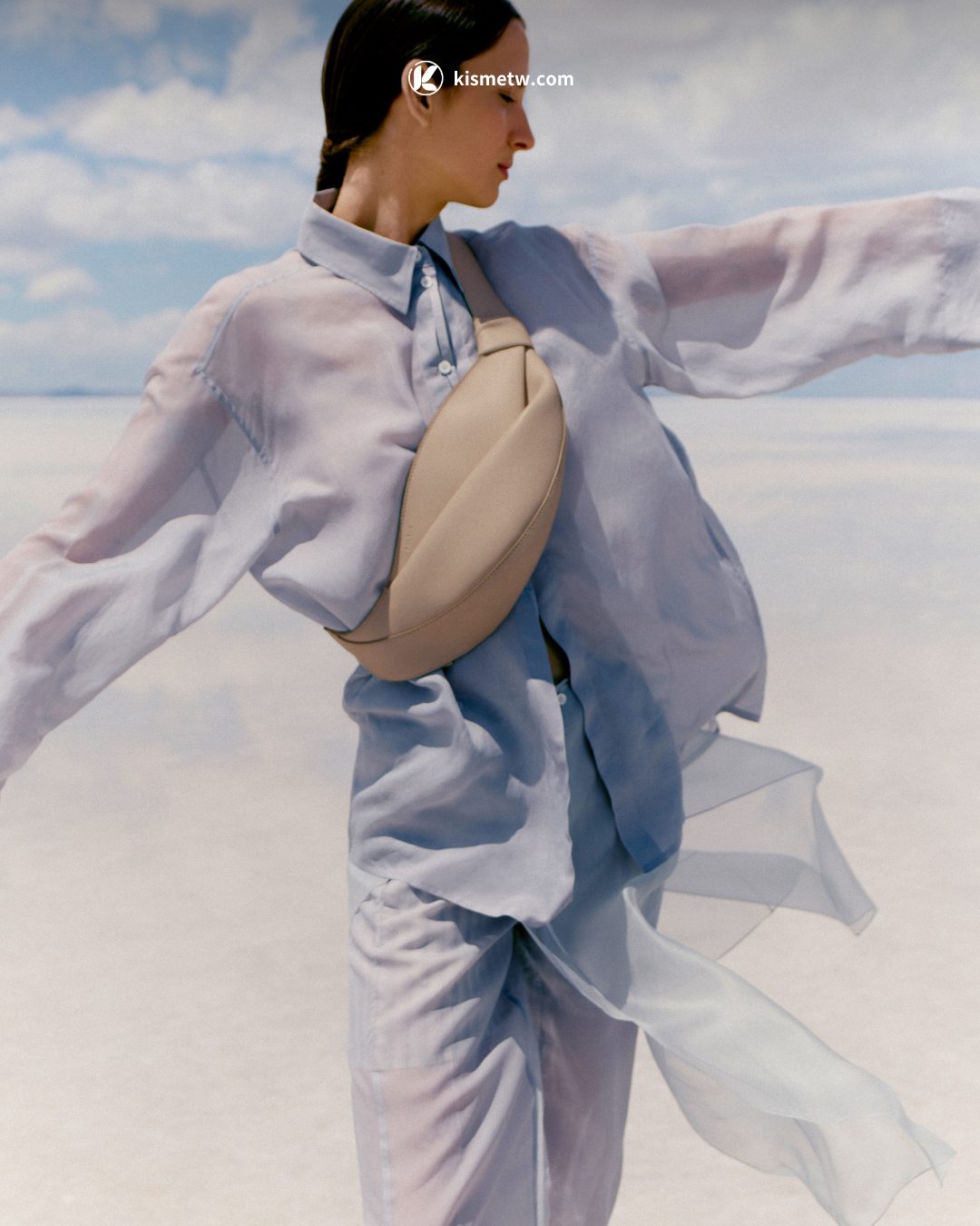 Polène 全新 Neyu 包款登場 以柔美皮革線條擁抱每一種身形的靈動之美 10 Polene 全新 Neyu 包款登場 以柔美皮革線條擁抱每一種身形的靈動之美2