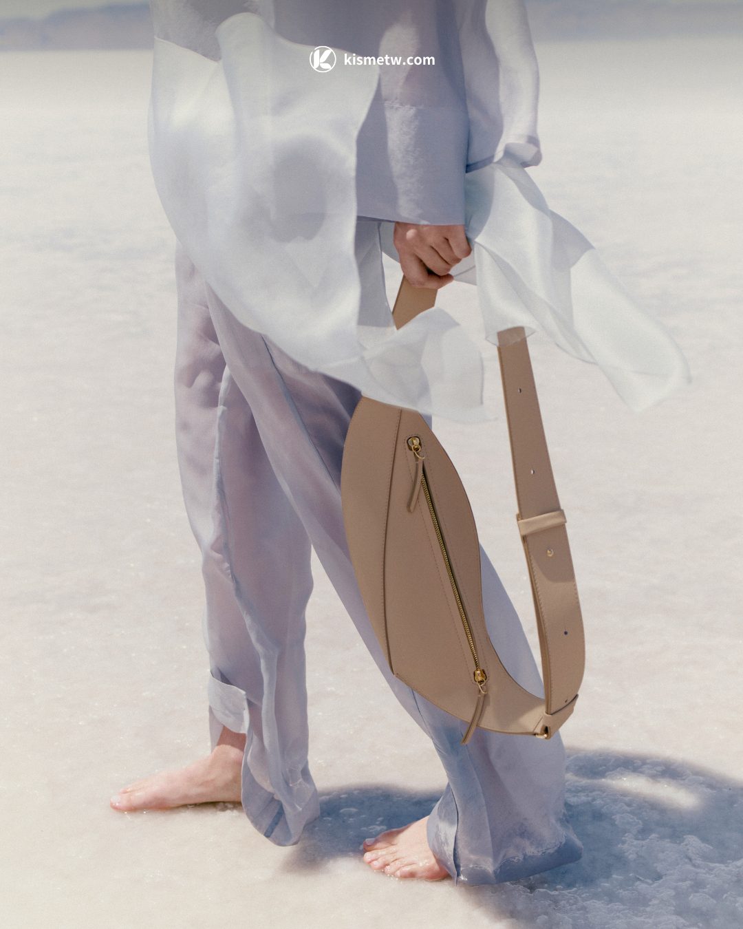 Polène 全新 Neyu 包款登場 以柔美皮革線條擁抱每一種身形的靈動之美 12 Polene 全新 Neyu 包款登場 以柔美皮革線條擁抱每一種身形的靈動之美4