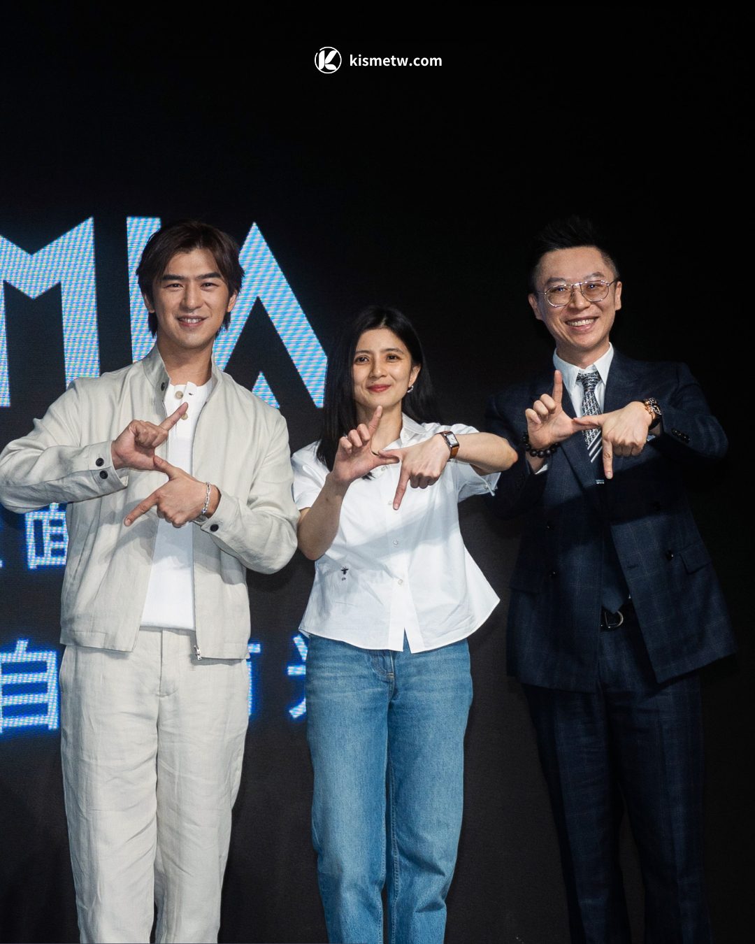 陳柏霖化身 AKIMIA 發電長 微電流外泌體面膜掀起肌膚滲透革命 13 陳柏霖化身 AKIMIA 發電長 微電流外泌體面膜掀起肌膚滲透革命5