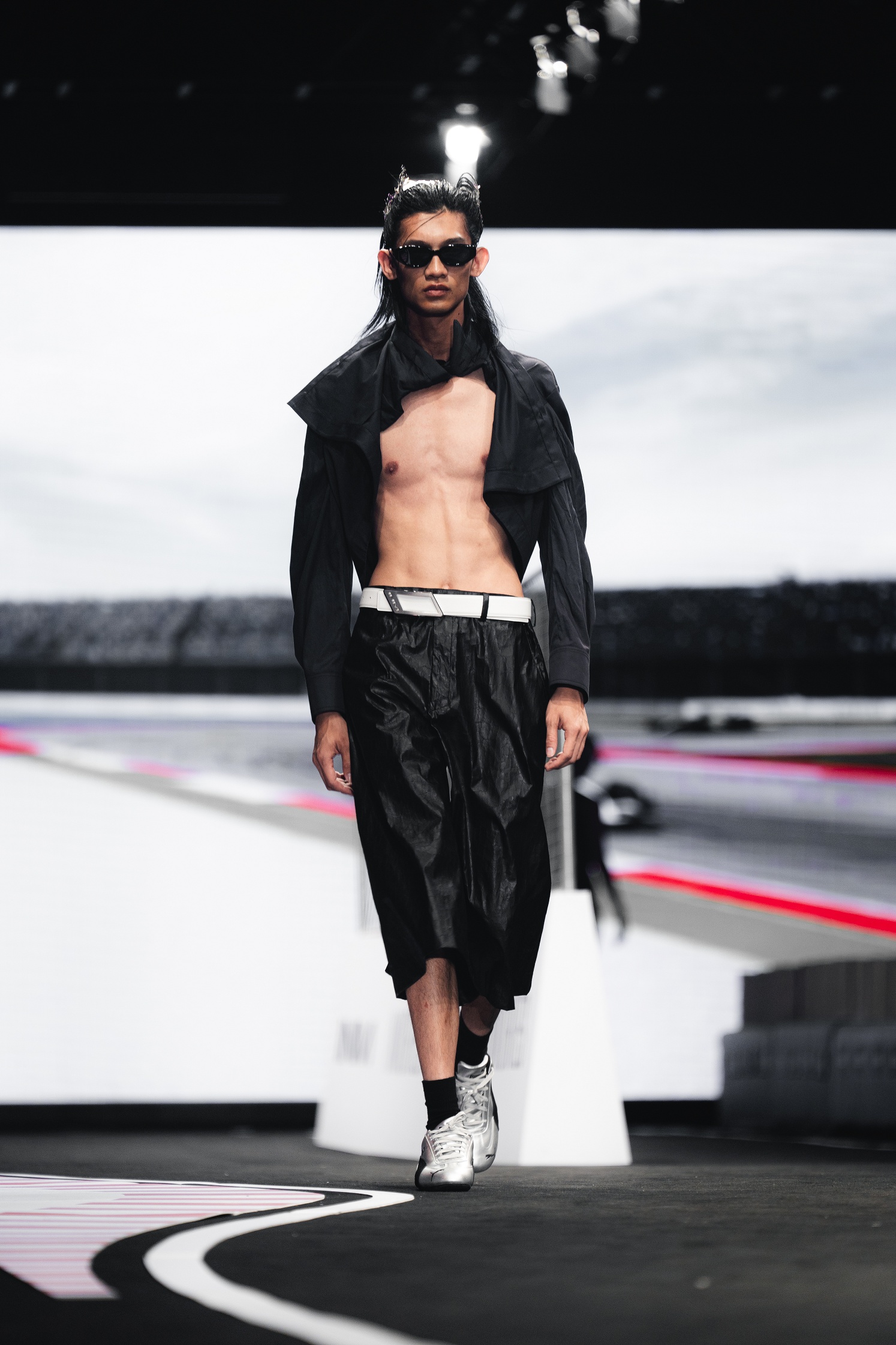 INMORIES × PUMA聯手登台北時裝週｜Speedcat Metallic銀速首發掀起賽道時尚革命 (4)