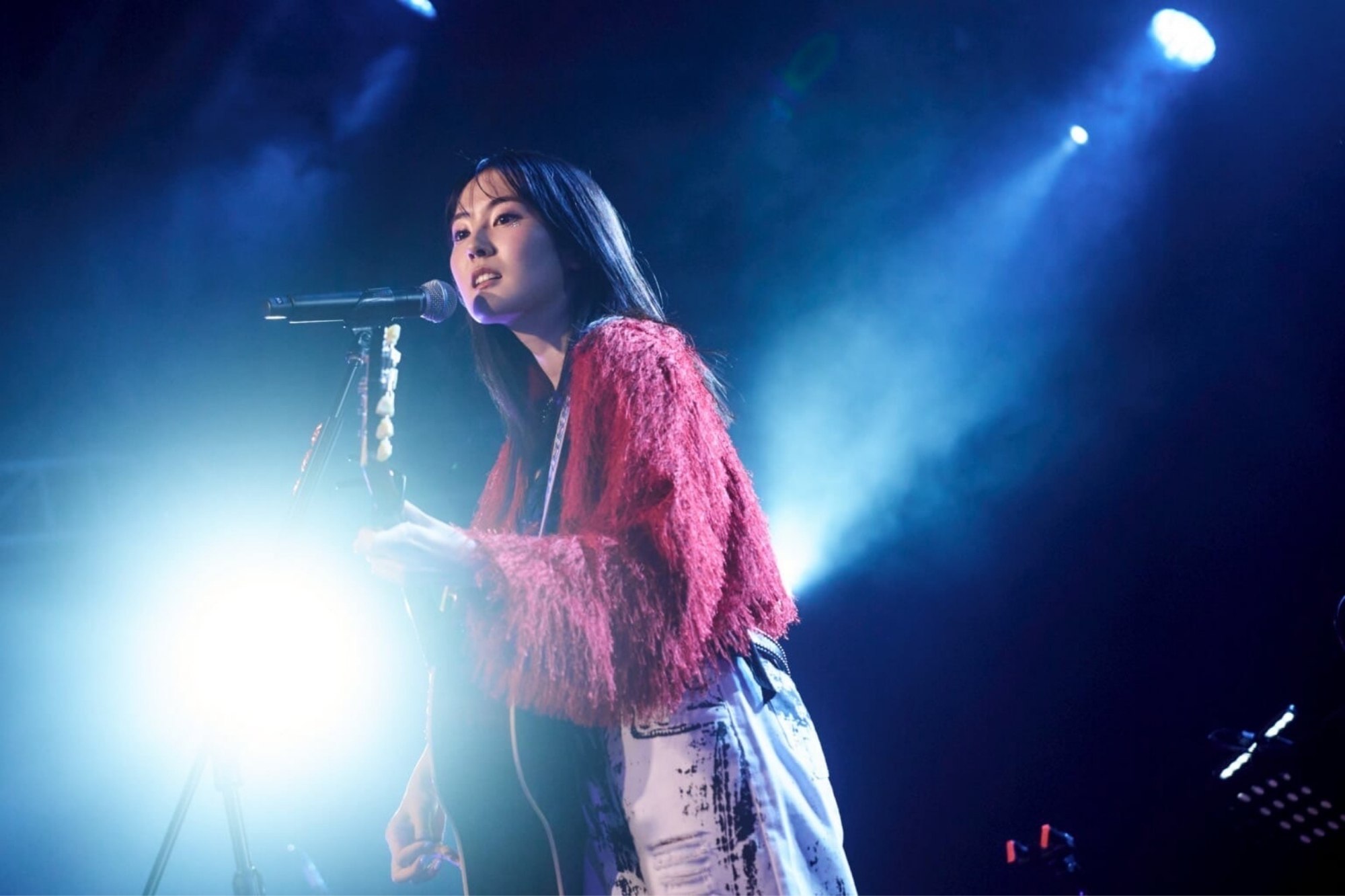 冨岡愛 Tomioka Ai 首度登台席捲全場｜Z 世代創作女聲引爆台灣樂迷共鳴1