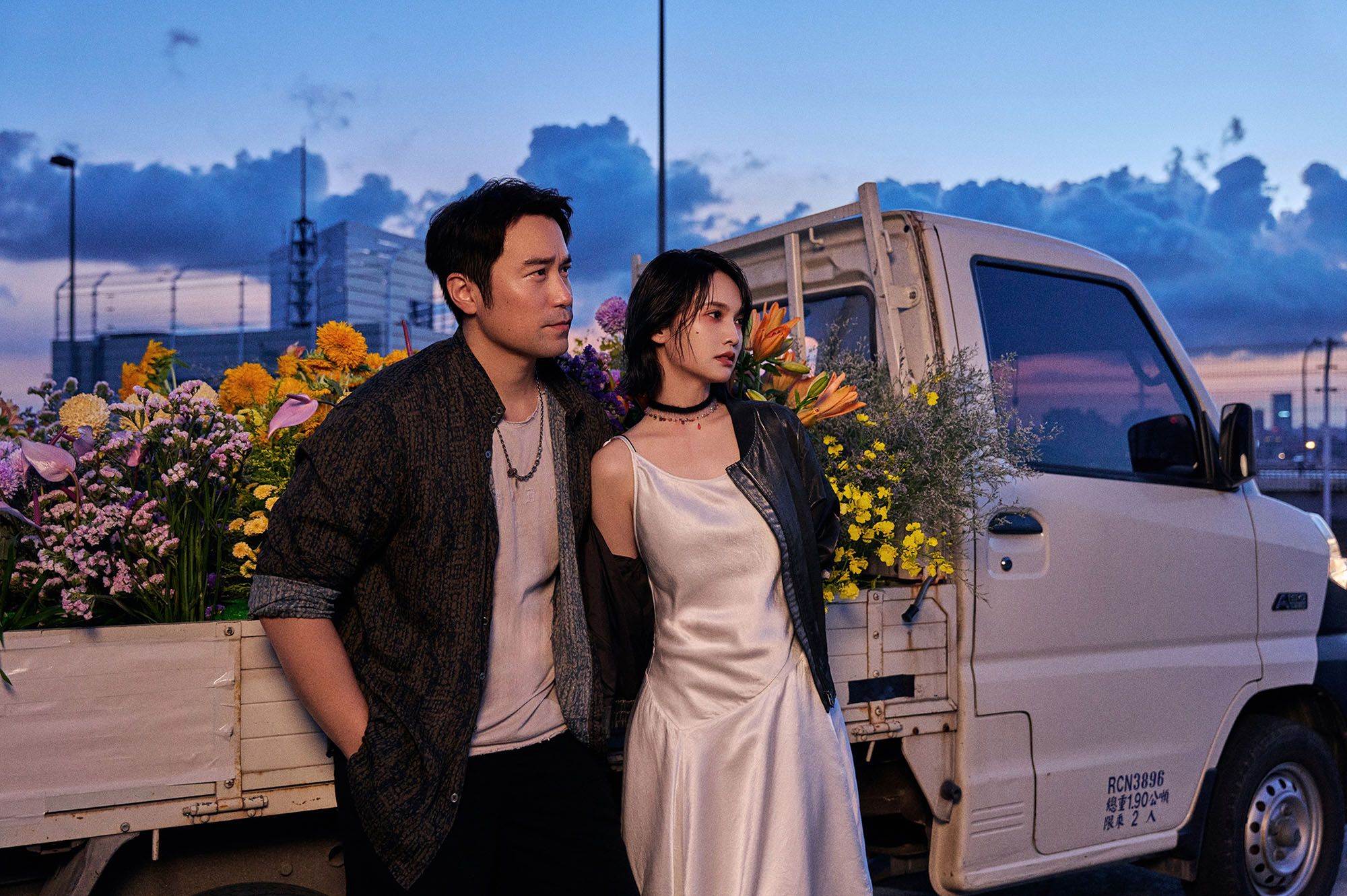 楊丞琳〈有且〉深掘愛的絕對：從宿命浪漫到現實體悟的情感剖白