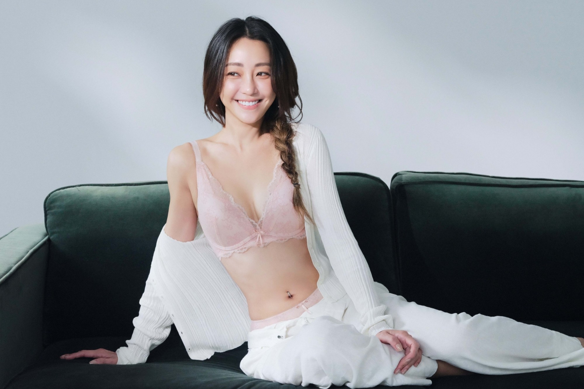 謝欣穎詮釋 Triumph「Just Like You」｜全新 Beauty Wardrobe 系列定義女性美學1