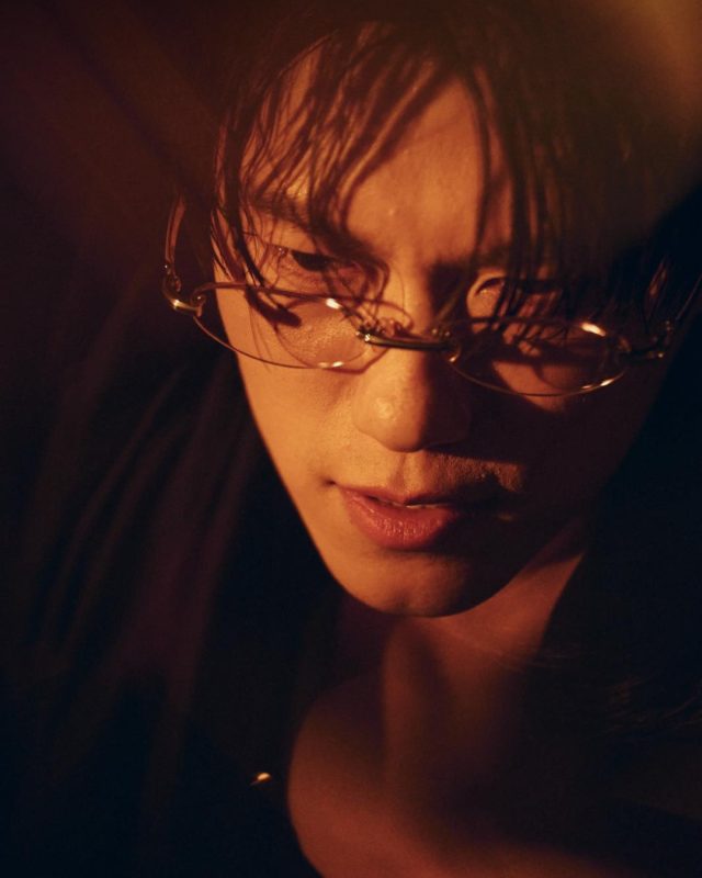 邱宇辰〈CINDER KISS〉重燃慾望邊界｜出道20週年釋放極限自我挑戰性感巔峰3