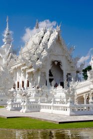 泰國清邁白廟旅遊指南｜泰北藝術氛圍必訪景點推薦