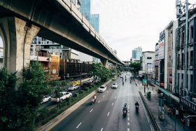 泰國網卡購買評比｜SIM卡、eSIM與WiFi機完整指南
