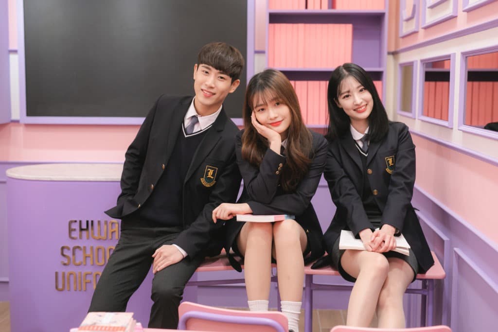 來韓國首爾玩，絕對不能錯過體驗獨特的校服文化。這篇文章幫大家整理了與梨花校服有關的交通、預約方式、校服介紹以及租借流程的資訊，讓你事前有充分的了解！ - KOHA