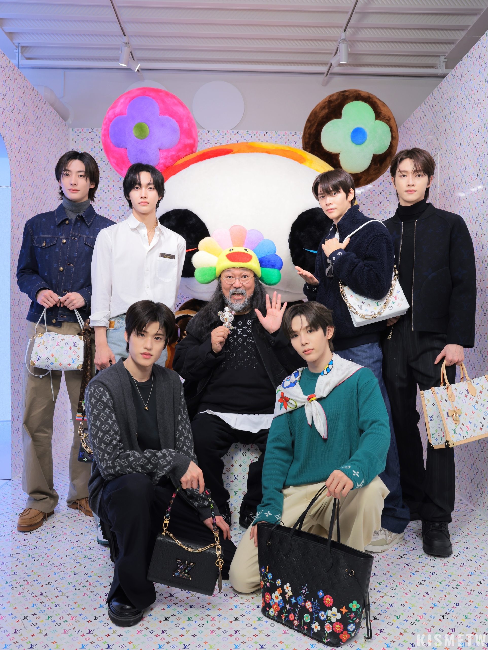 LOUIS VUITTON × MURAKAMI期間限定展 東京原宿盛大開幕 村上隆與RIIZE親臨現場 1 scaled