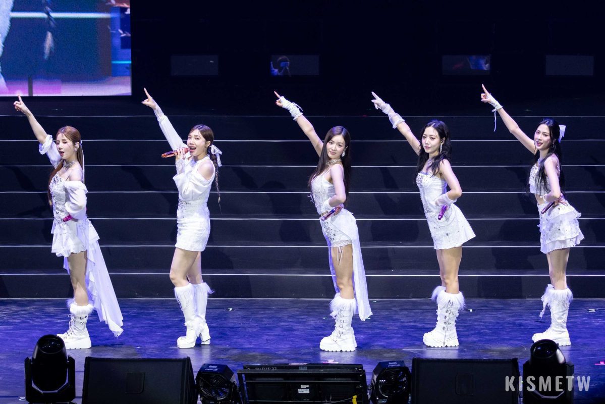 Apink 初四啦！火辣寵粉許願新年都是「HApink NEW YEAR！」1