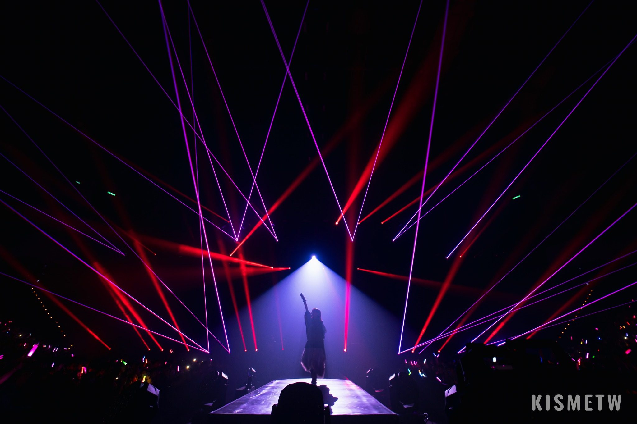 YOASOBI 「超現實」亞巡台北站精彩落幕 Ayase 許願：「我們一定能在更大的舞台上再次相見！」4