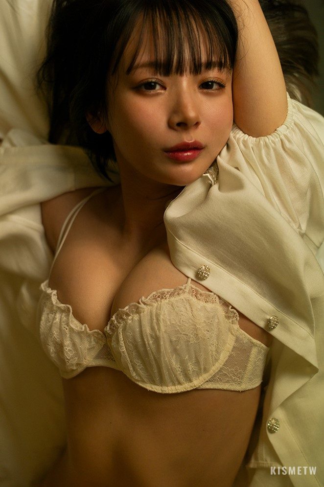 岡田紗佳最新寫真集《嶺上開花》3月14日震撼上市！戀人視角夢幻旅拍！ 3