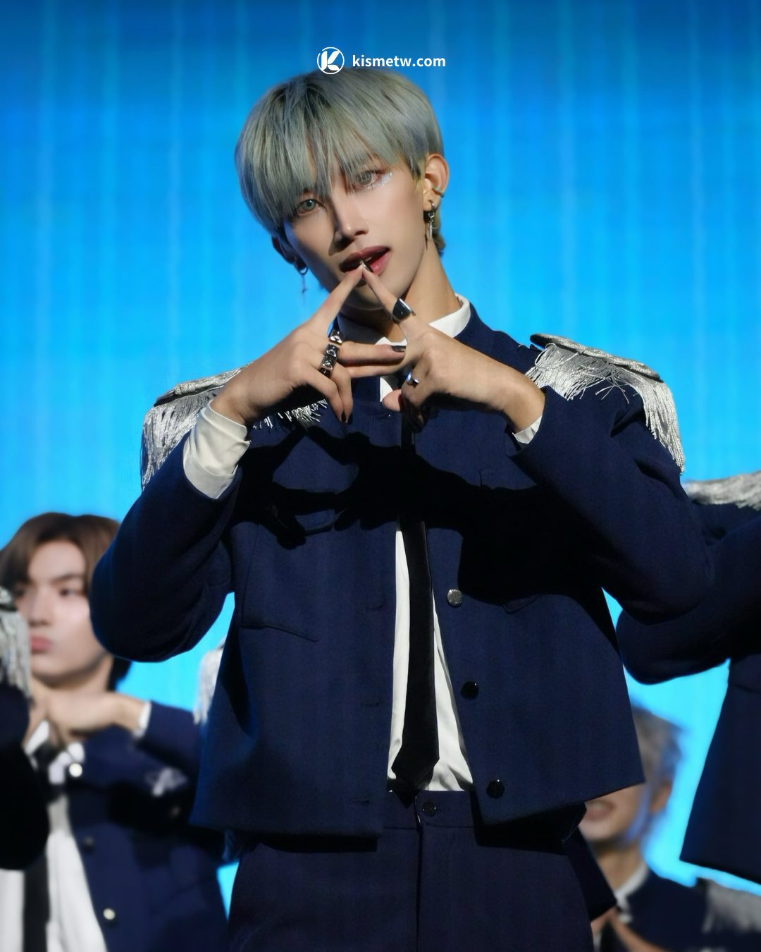 2新生代音樂人 小銘LIL MING 首支單曲《GET OUT》正式發行，以無畏姿態迎接音樂新時代