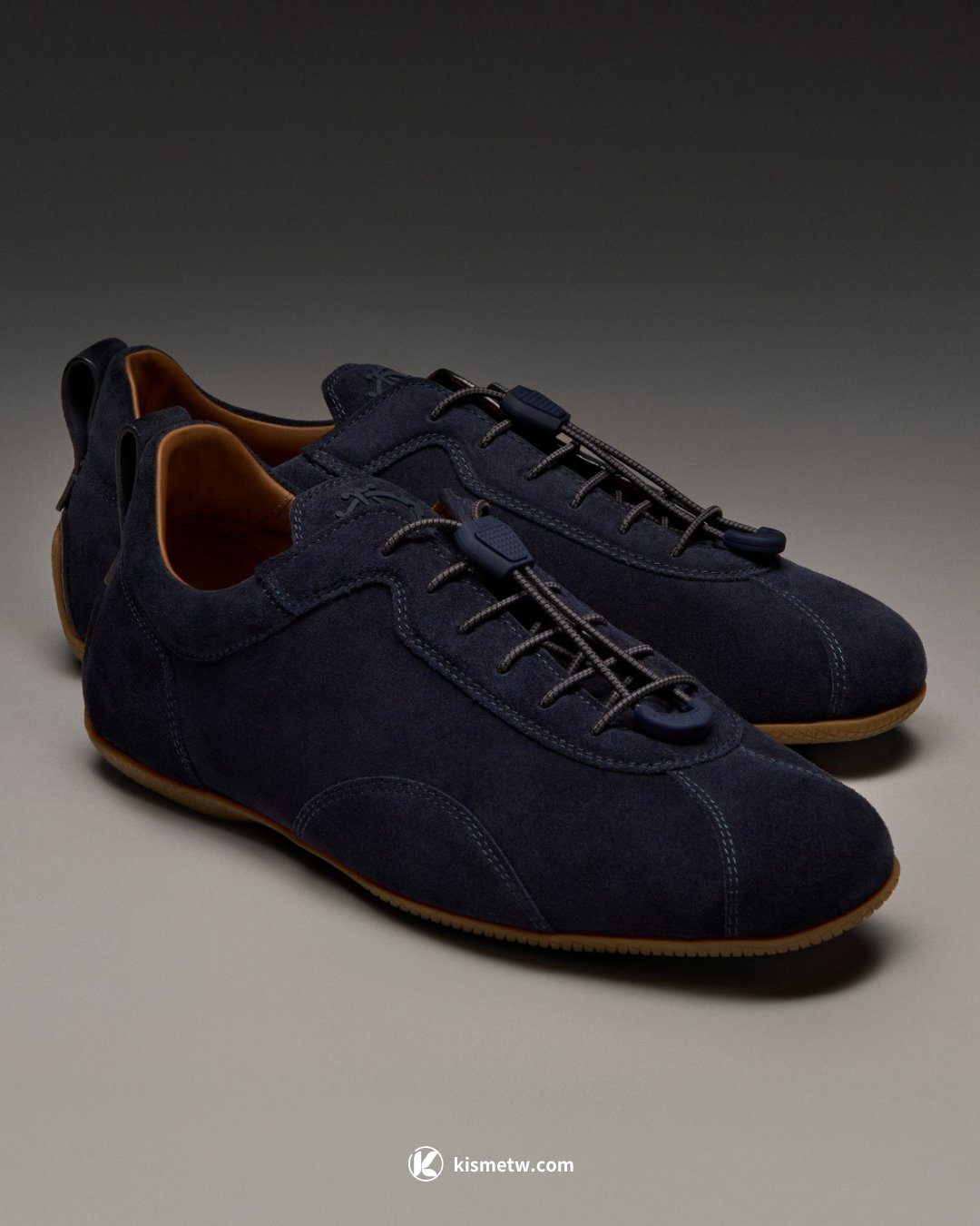 經典駕馭風格的現代詮釋 DUNHILL 發表全新 DAVIES 運動鞋系列2