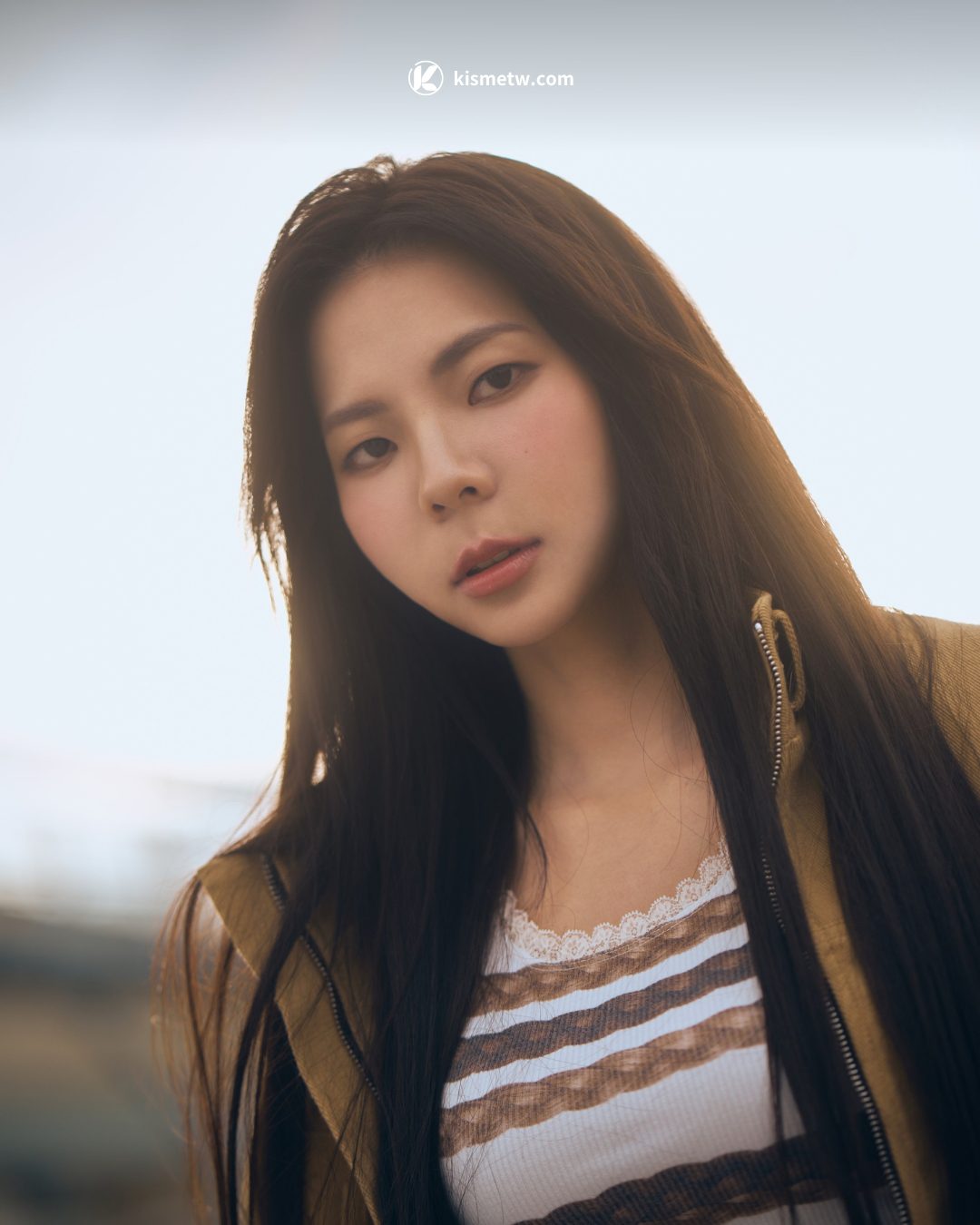 Yohee又熙全新單曲〈你喜不喜歡不重要〉｜輕快饒唱揭露戀愛荒謬現實 (2)
