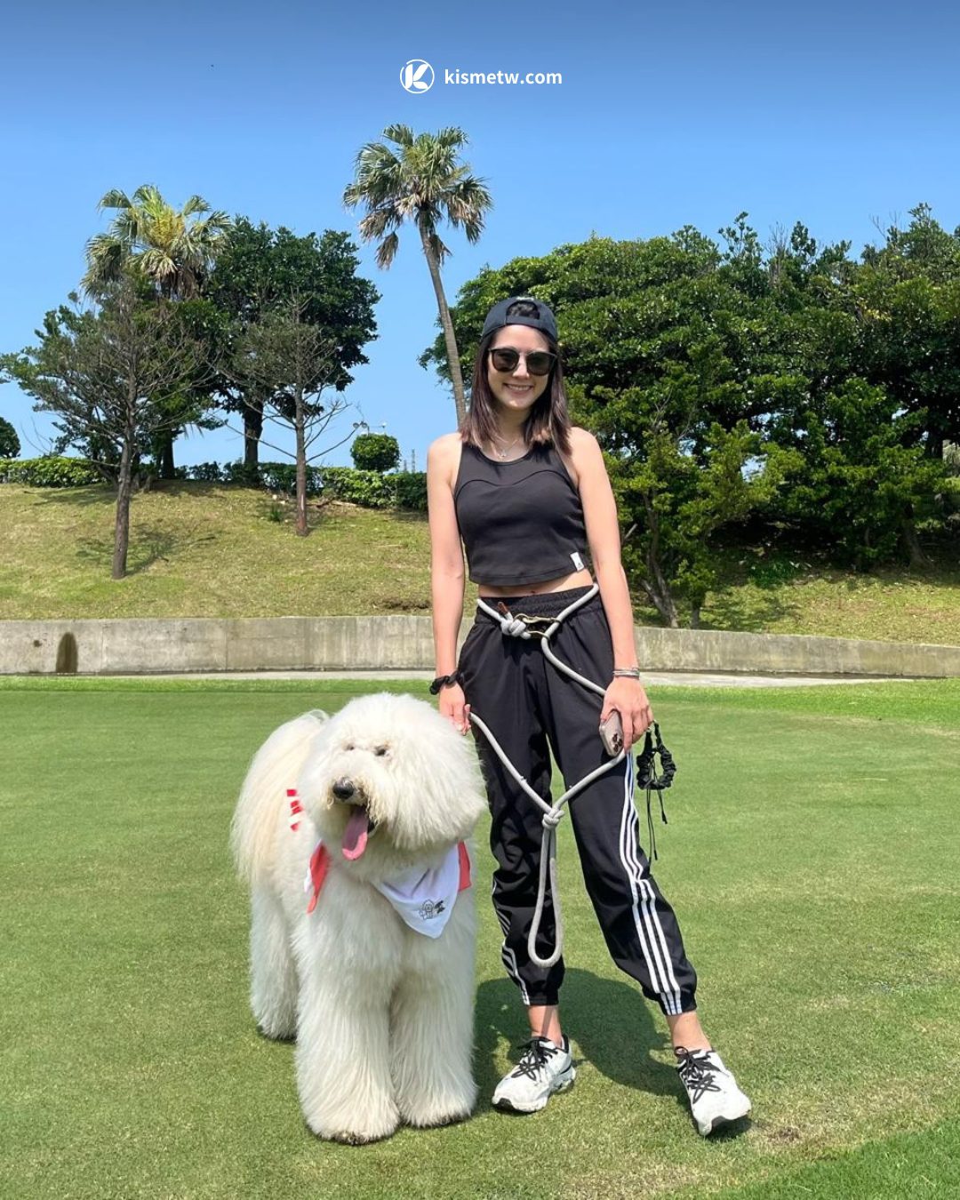 民雄攜手毛孩健走亮相，葉欣寧宣布主持《我的毛孩很有戲》挑戰新角色 (1)