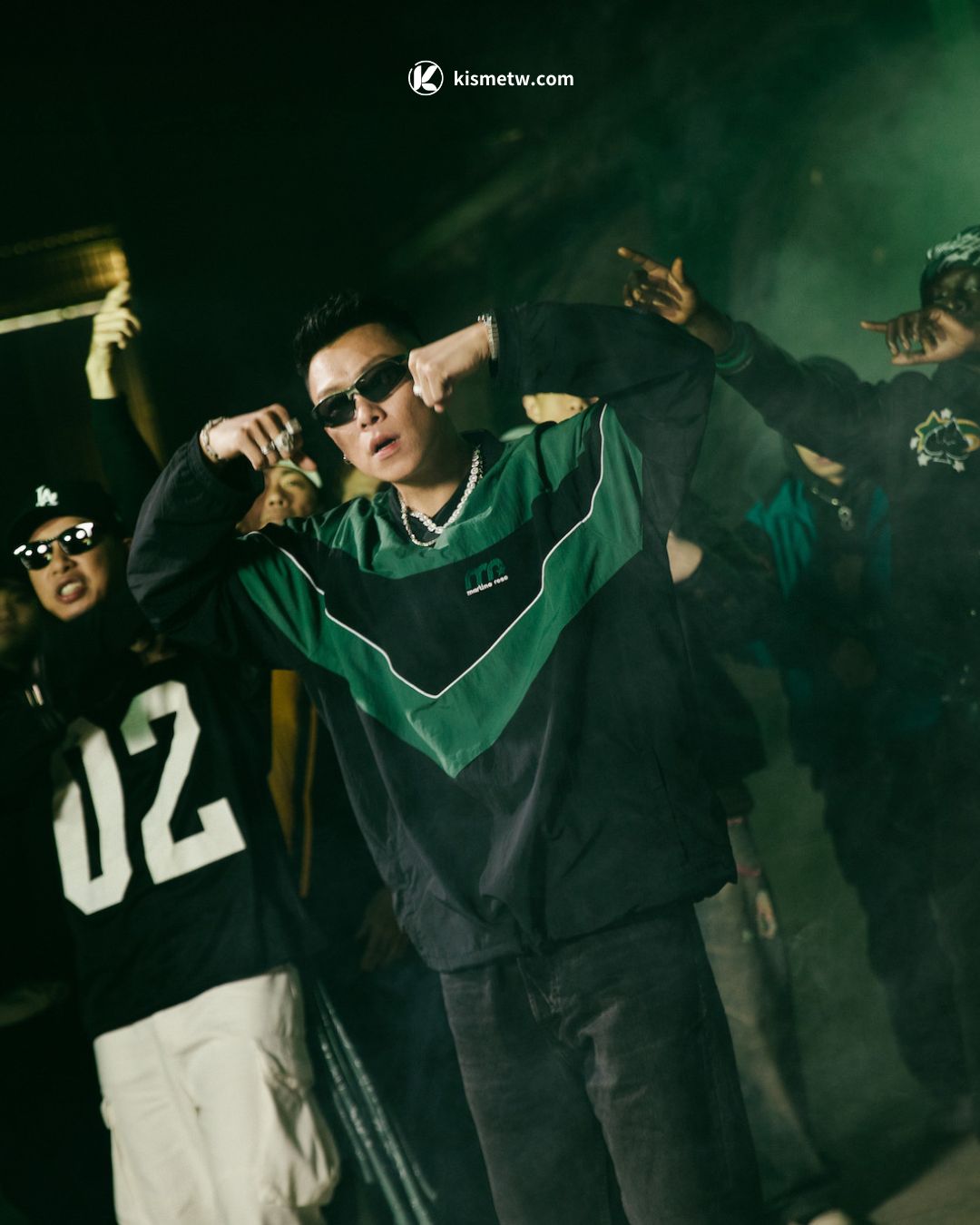 頑童MJ116夏日火力全開新曲〈兄弟們要進城〉，木柵男孩進攻台北夜場再掀派對浪潮 (2)