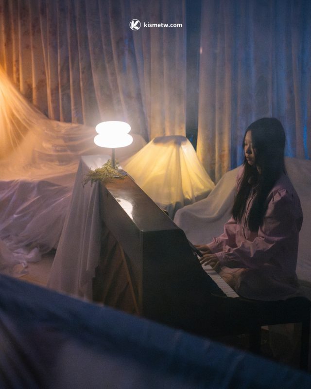 Regina Song 全新單曲〈Love me again〉 用深情嗓音重返初戀記憶的傷痛時刻2