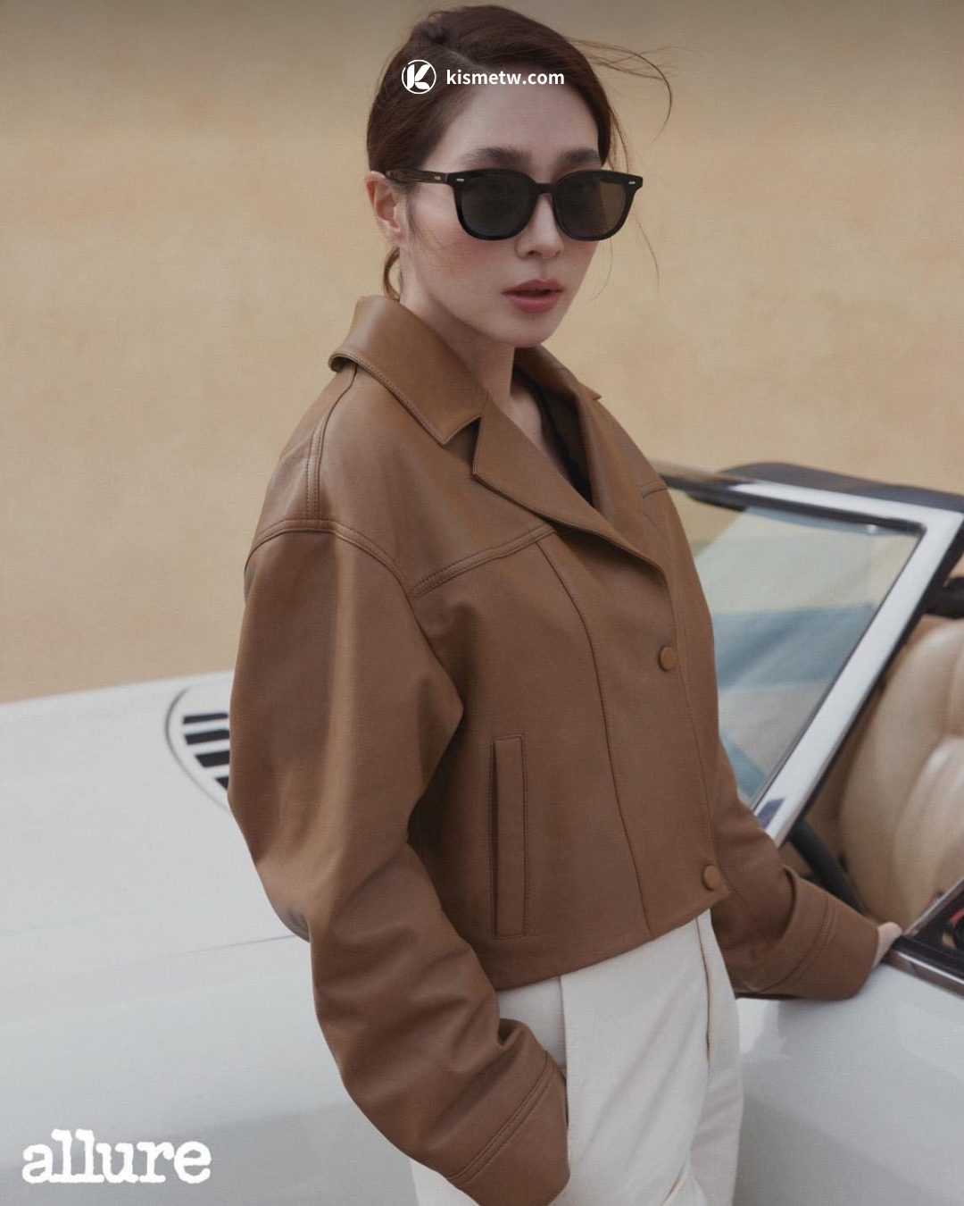 BLACKPINK Jisoo佩戴話題眼鏡揭密，LASH詮釋2025 Officecore美學風格 (5)