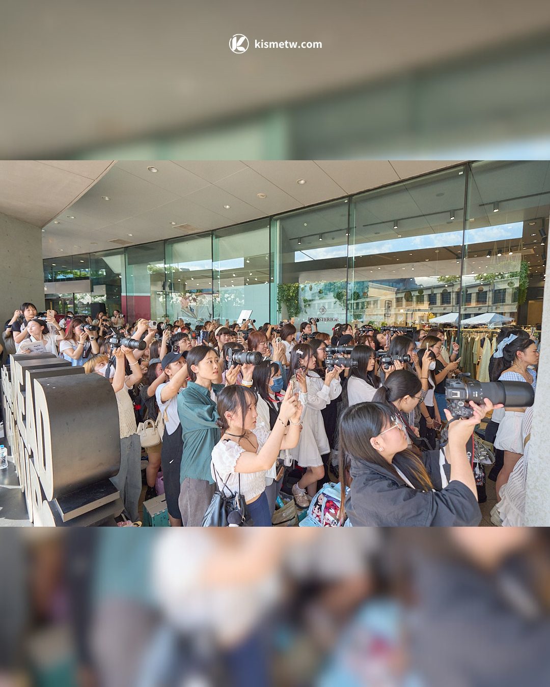 FEniX 化身 EASE 香氛一日店長 松菸擠爆 500 粉絲 打破簽名紀錄嗨翻全場4