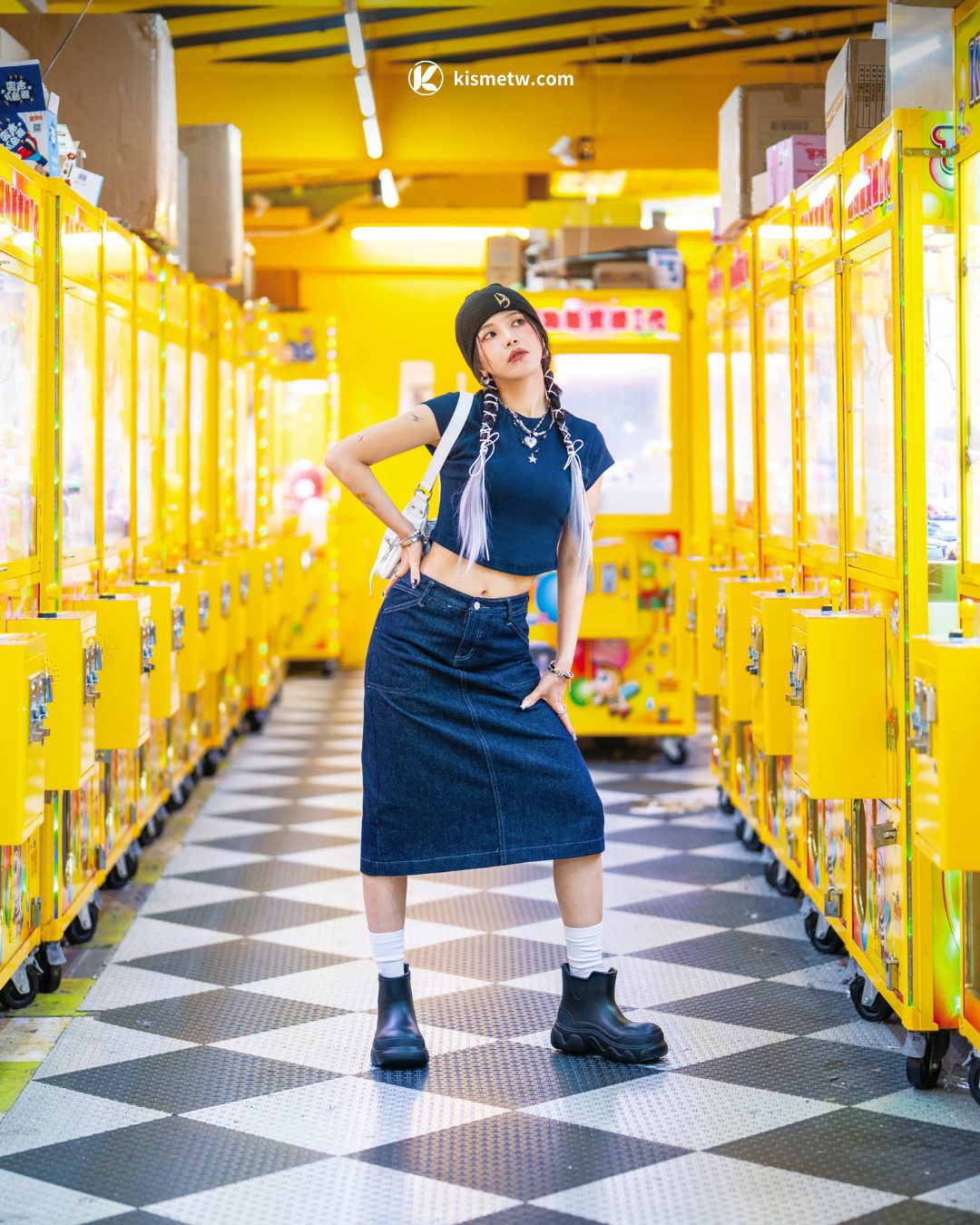 《Floating Free》一曲爆紅，Solar頌樂完美發音、地氣語感征服樂壇 (1)