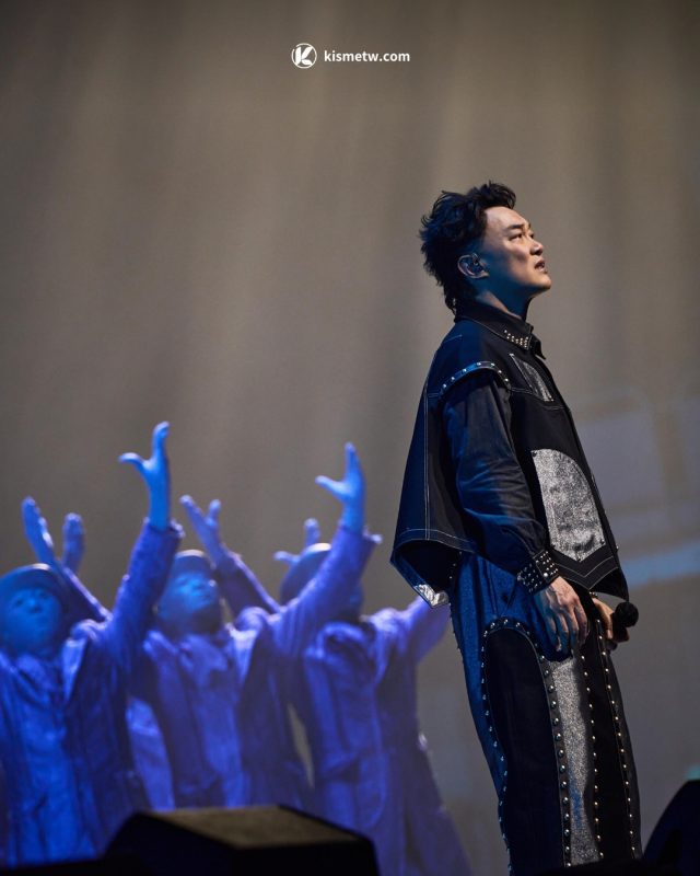 壓軸獻唱〈十年〉驚艷全場！ 陳奕迅《FEAR and DREAMS》感動落幕4