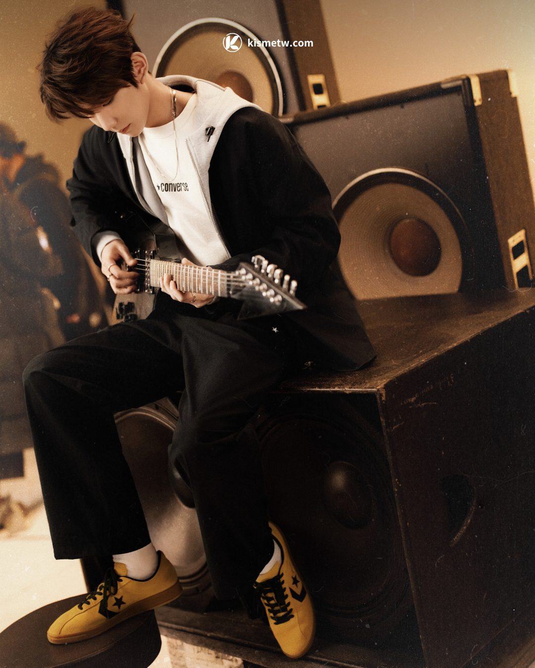 街頭靈感注入復古新意｜Converse 2025 秋季中性時尚系列重塑個性風格5