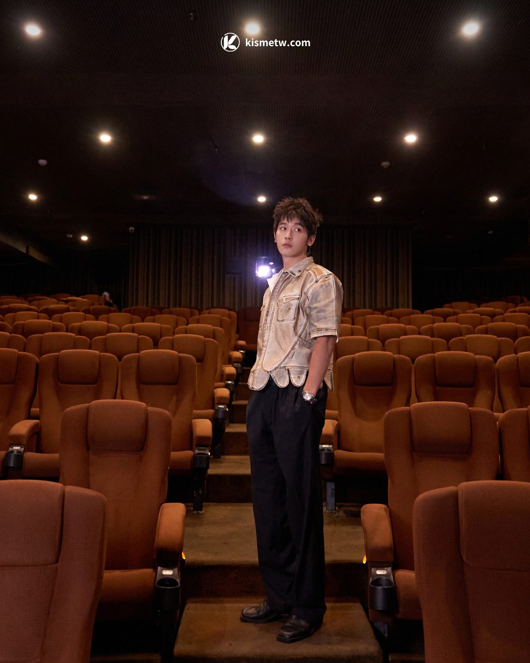 小樂吳思賢《Let Go》裸身封面引爆話題 杜拜取景打造極致聽視覺鉅作2