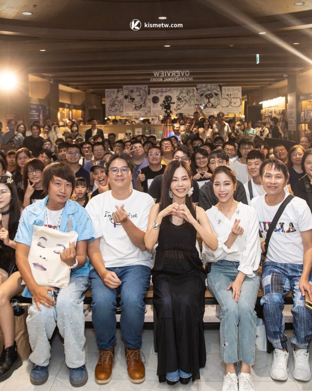 彭佳慧《完整的大人》暌違十年簽唱會｜金嗓不插電演出震撼全場5