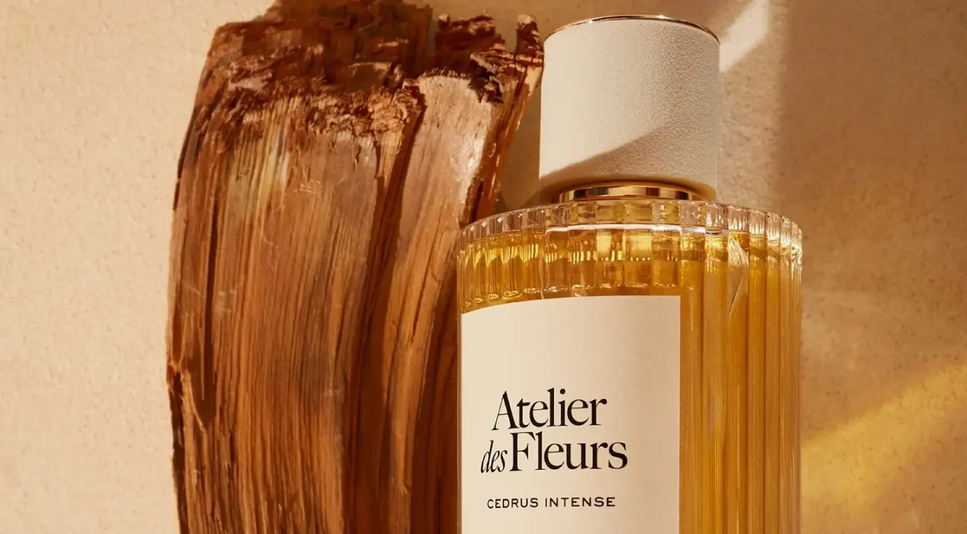 Chloe全新香氛重塑雪松經典｜Atelier des Fleurs Cedar Intense 2025年上市4