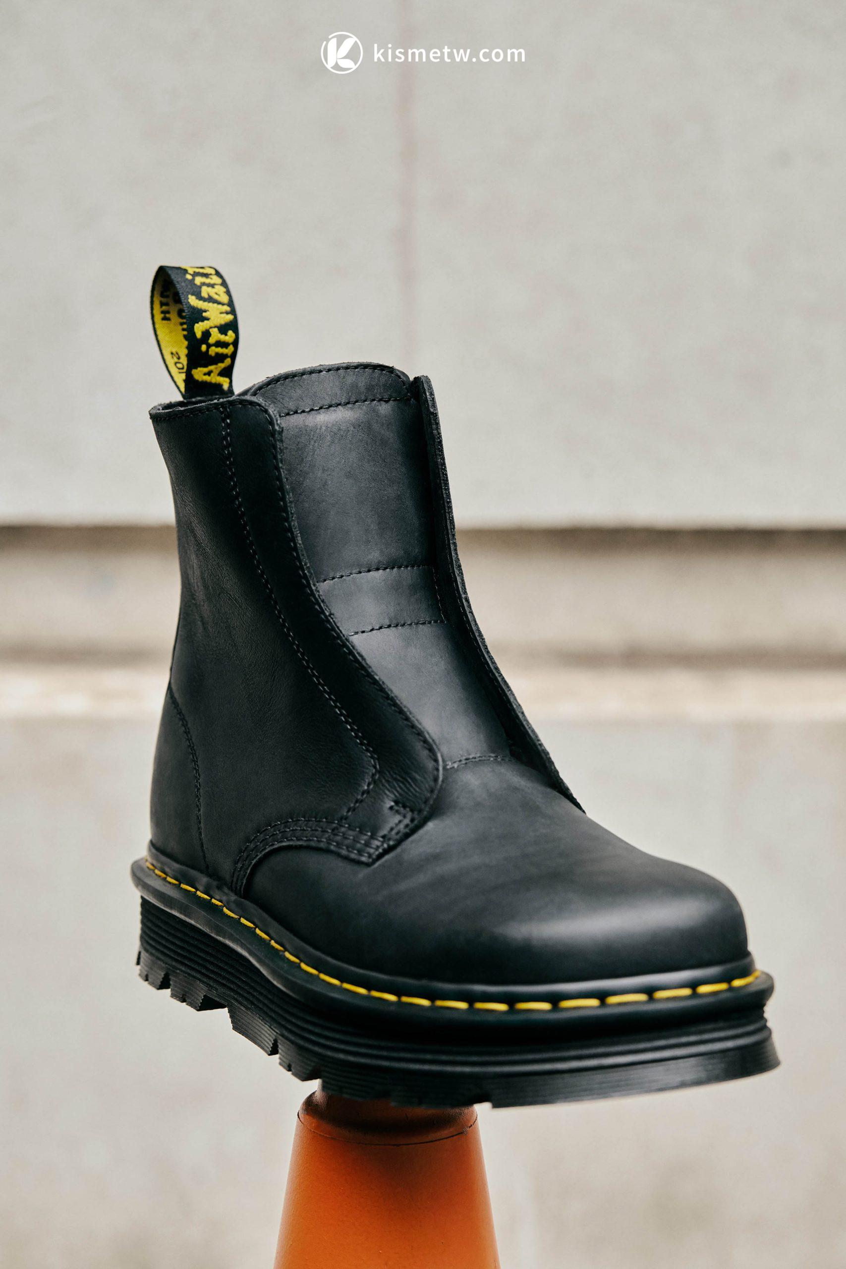 Dr. Martens全新Zebzag Laceless靴款登場｜連假旅遊必備一秒套穿戰靴 (1)