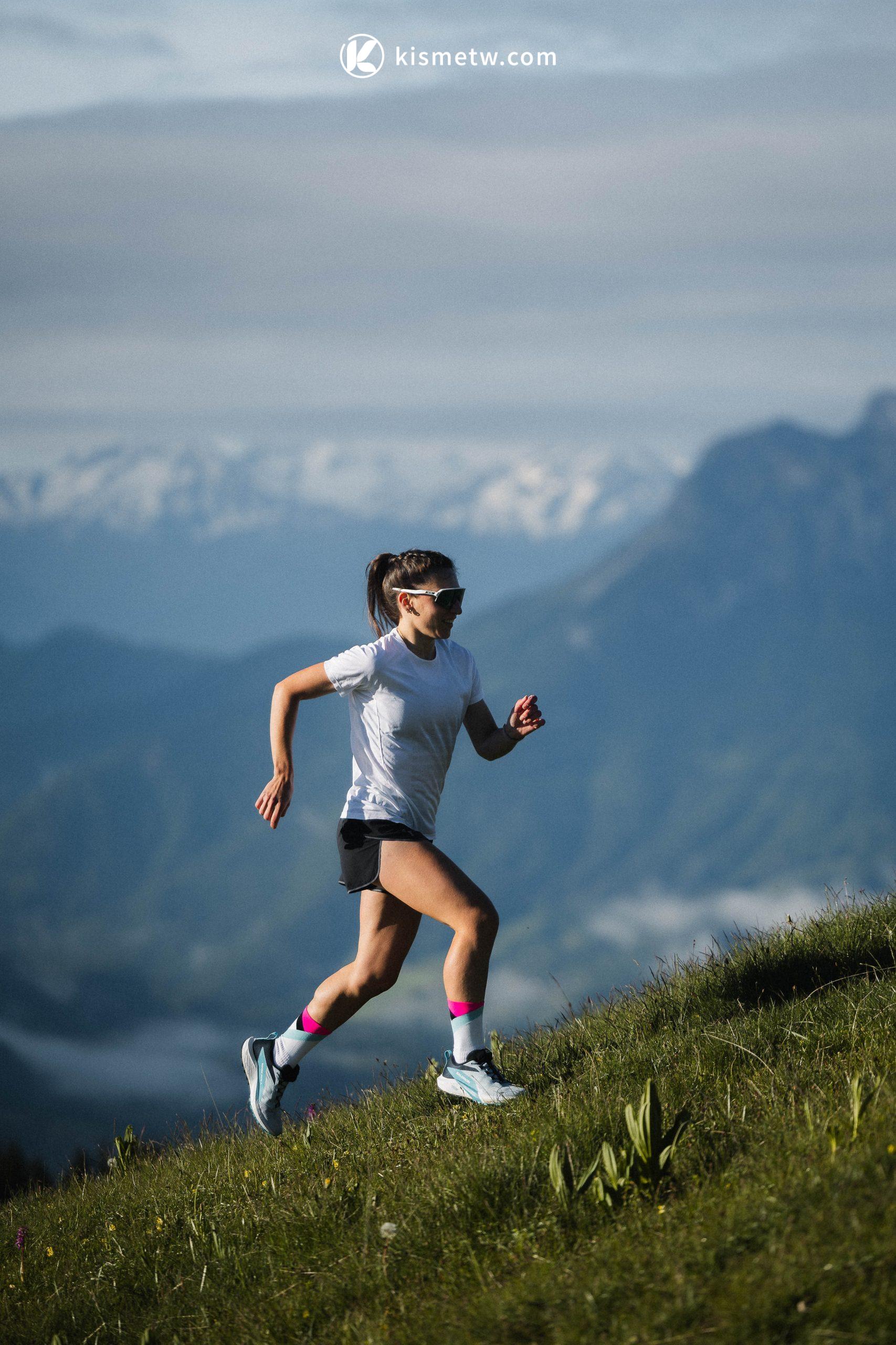 INCYLENCE全新越野跑襪系列登場，Laura Philipp聯名款與Motto設計引爆秋日跑季 (3)