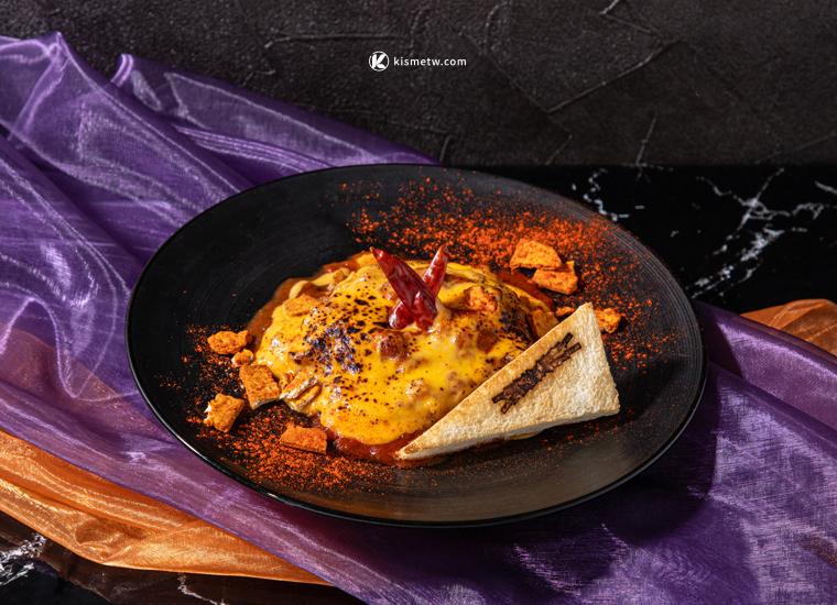 LE SSERAFIM快閃咖啡店登場｜EASY CRAZY HOT期間限定餐點與限定周邊全面公開8