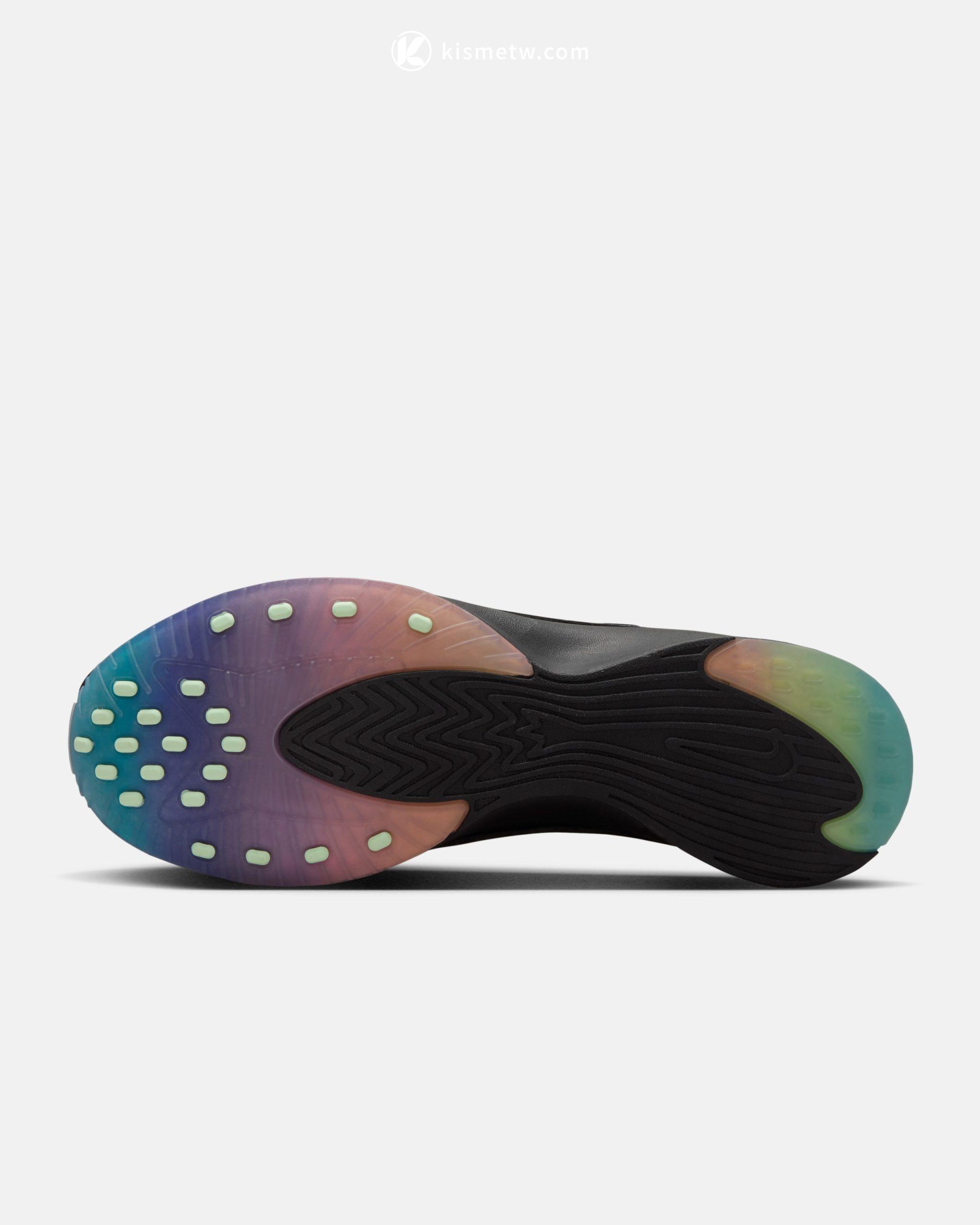 NIKE X Tomo Koizumi全新Air Superfly登場，時尚藝術交織運動場域 (4)