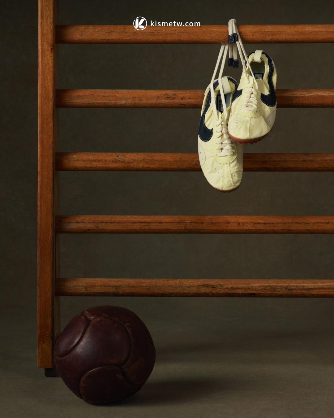 Nike 攜手 Jacquemus 重塑 Moon Shoe｜1972 奧運傳奇跑鞋再現巴黎時尚視角2