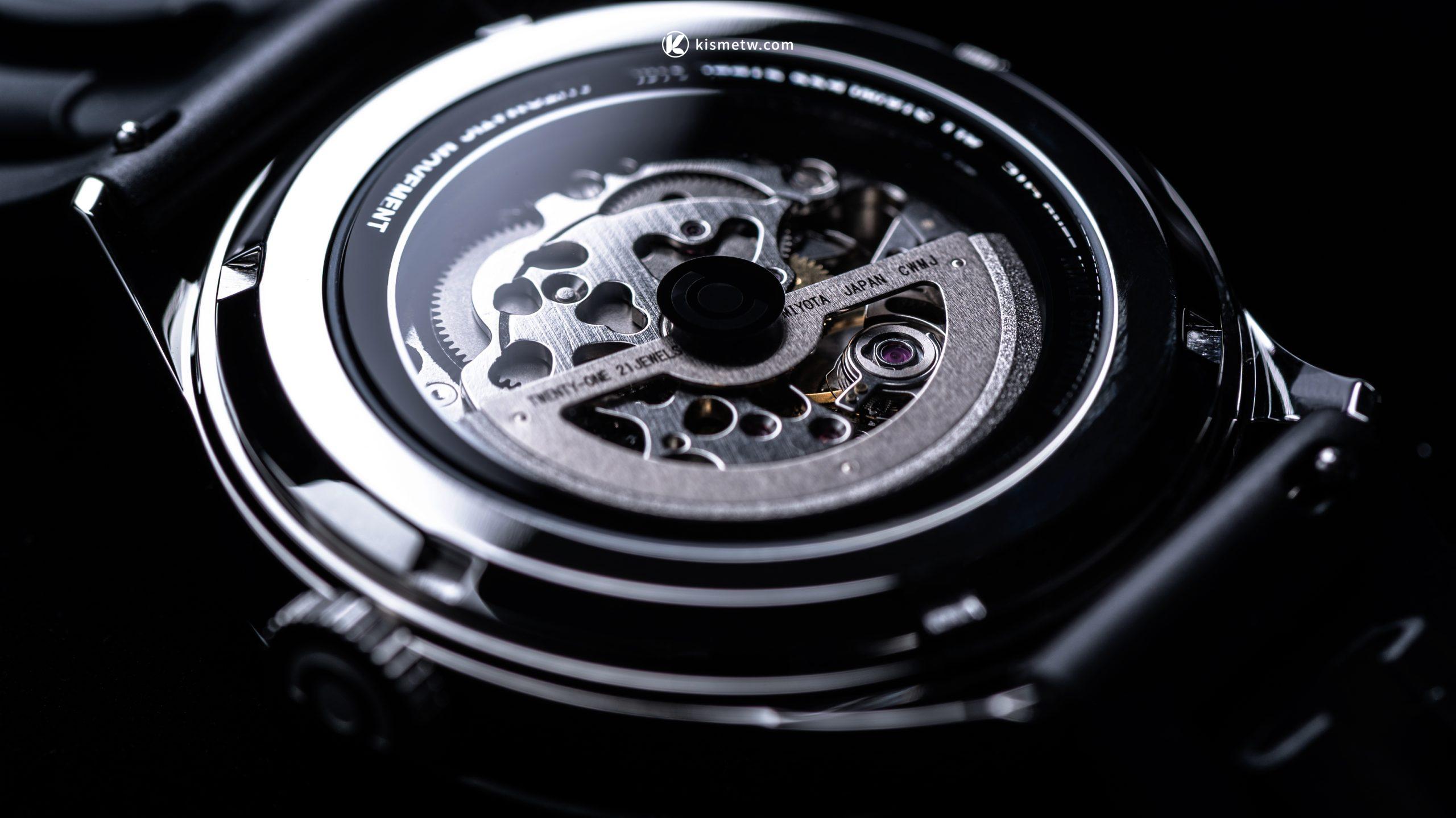 PRI X啟動首作，TACS × Robotoys全球限量「光之白Lumiere Blanc」僅59套發售 (17)