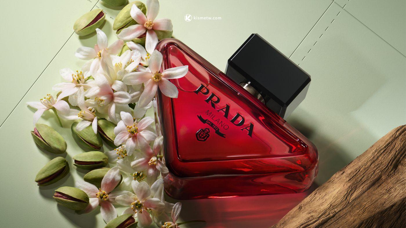 Prada Beauty全新香氛〈Prada Paradoxe Radical Essence〉｜多面自我再定義的前衛花香體驗2
