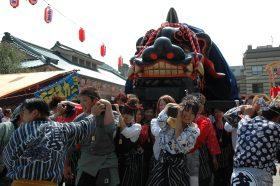 加賀山中溫泉「こいこい祭」揭幕｜舞樂、神轎與大獅子共演秋日風情