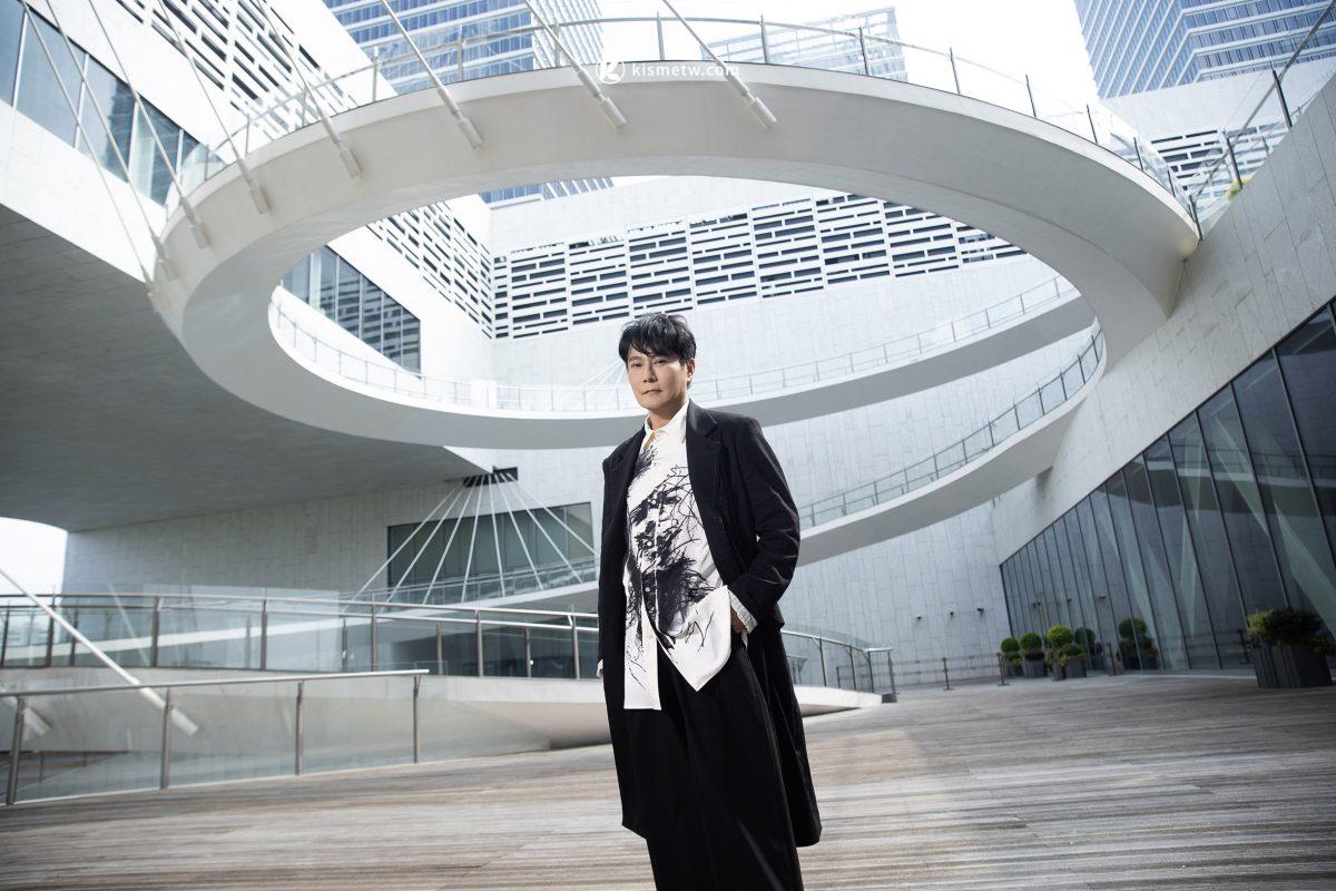 張信哲九冠王專輯再創紀錄｜〈這世的名字〉MV首登上博締造文化音樂新篇章3