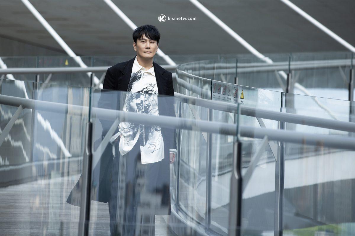 張信哲九冠王專輯再創紀錄｜〈這世的名字〉MV首登上博締造文化音樂新篇章5