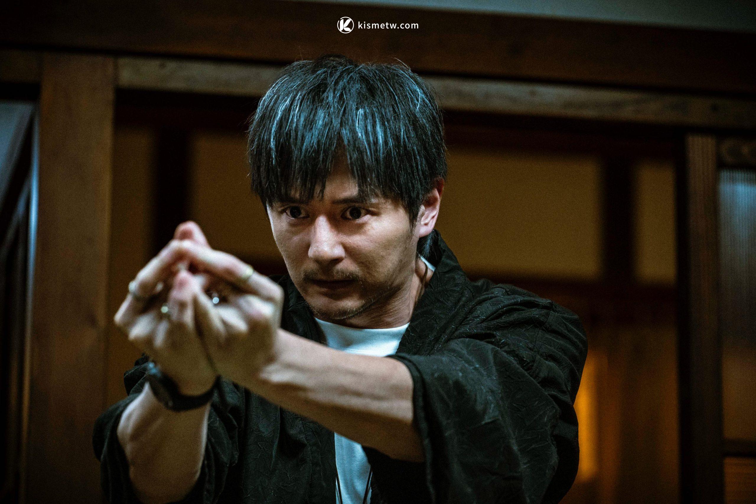 張軒睿《泥娃娃》蓄鬍少年白演繹阿生 道袍驅魔對戰魔王級陰靈 scaled