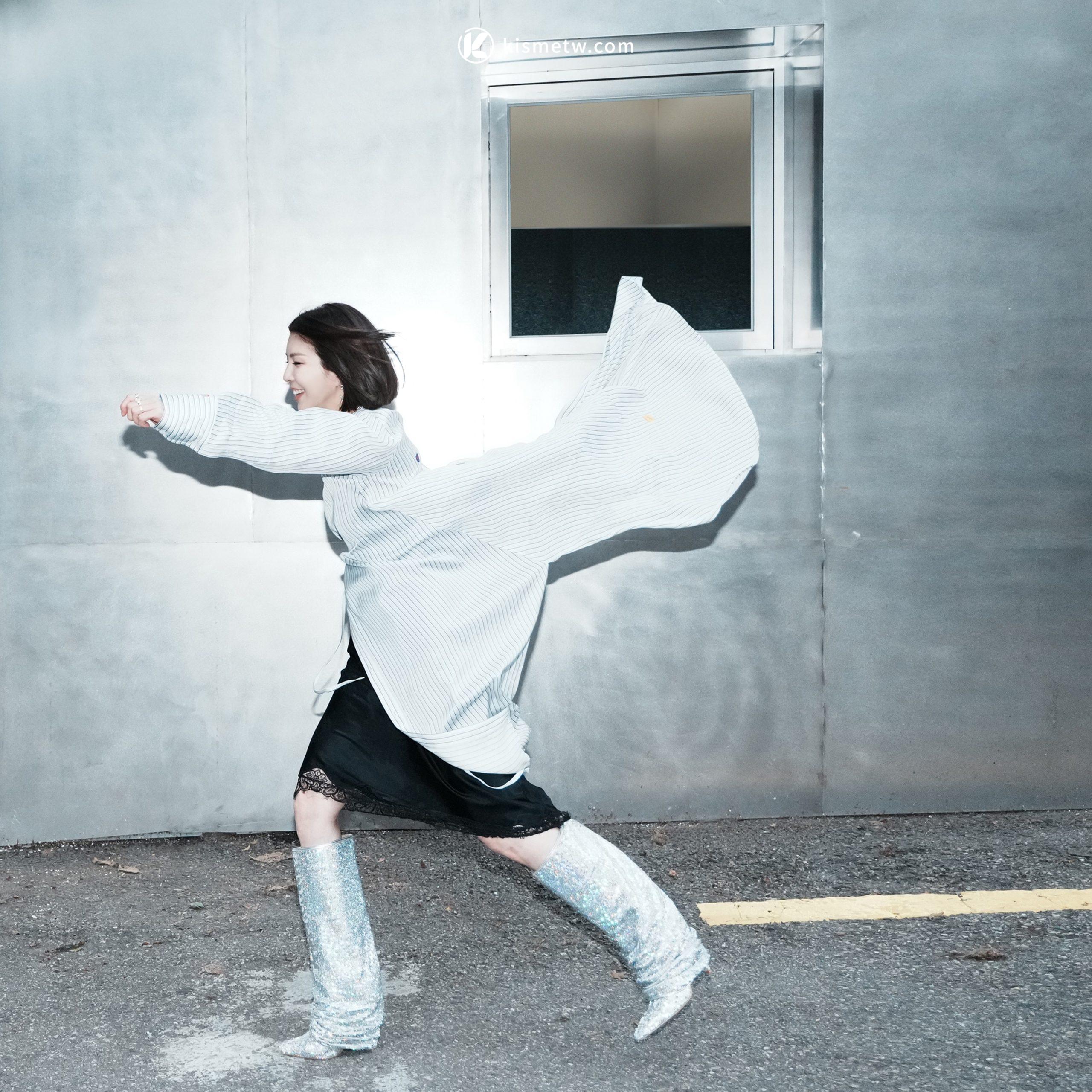 許茹芸出道30週年驚喜獻禮〈一首雲的時間〉｜吳青峰創作、荒井十一製作、黃中平掌鏡見證三十載情誼 scaled