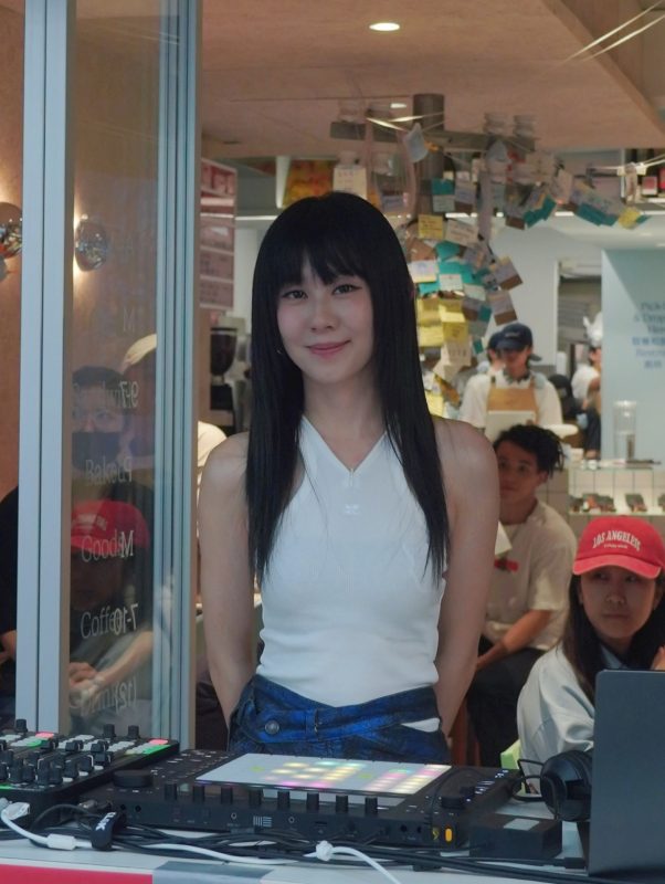 白安化身DJ白安!街頭音浪奇蹟放晴 《星期八》電子音樂現場打造最Chill午後 11 2白安發行第五張唱作專輯《星期八》展現電子音樂新樣貌