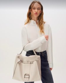 Delvaux Brillant Tempo 重新定義日常優雅：The Princesse 到當代 Tempo 的革新之旅