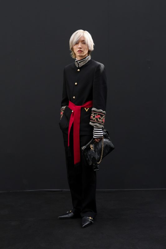 Valentino Panthea包驚艷登場：Alessandro Michele以豹頭設計重塑優雅與叛逆的時尚象徵61