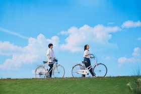 五月天阿信與劉若英首度對唱〈意外勇敢的臉龐〉｜一首誕生於友情與電影靈感的溫柔勇氣詩篇