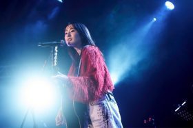 冨岡愛 Tomioka Ai 首度登台席捲全場｜Z 世代創作女聲引爆台灣樂迷共鳴