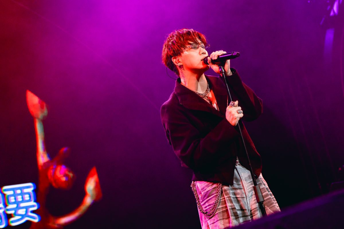 圖9 Red Bull Jukebox 點唱機演唱會首登台，OZI擔綱演唱歌手。（Red Bull提供）